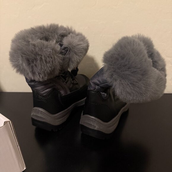 Dream Pairs Toddler Snow Boot - Size 8 - Picture 5 of 6